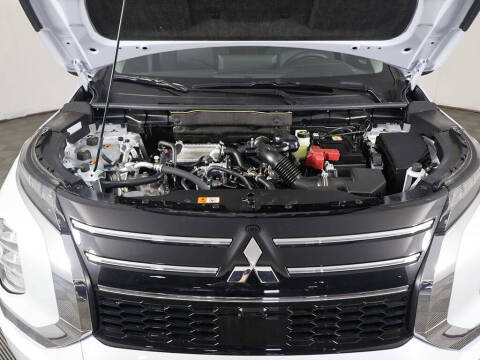 2026 Mitsubishi Outlander ES