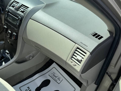 2010 Toyota Corolla LE