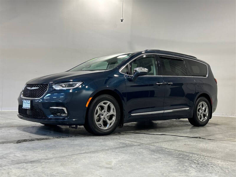 2022 Chrysler Pacifica Limited