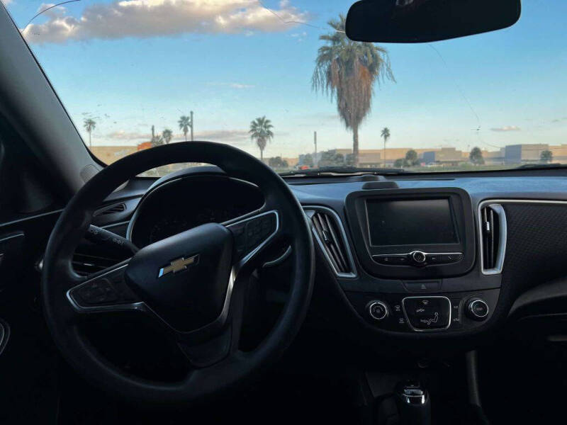 2017 Chevrolet Malibu LS