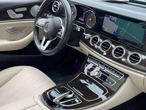 2019 Mercedes-Benz E-Class E 300
