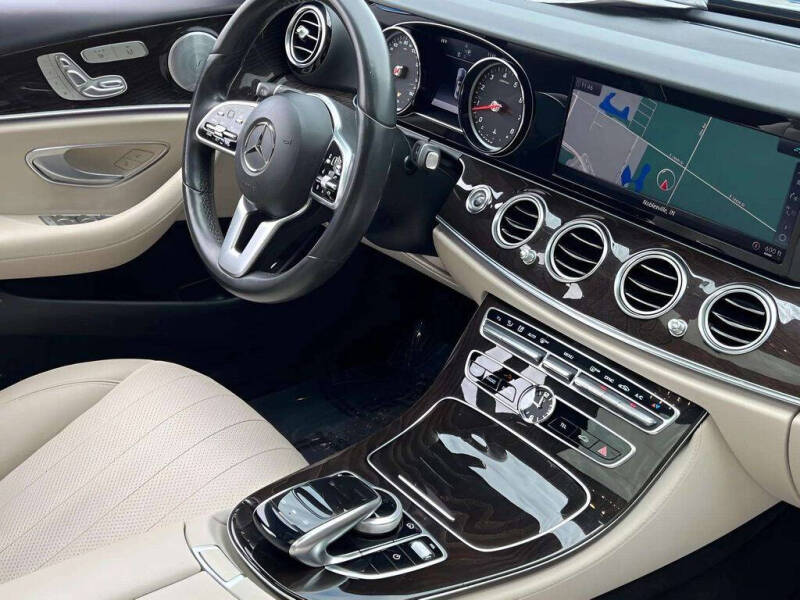 2019 Mercedes-Benz E-Class E 300