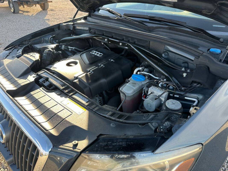 2011 Audi Q5 2.0T quattro Premium Plus