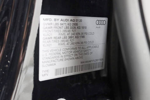 2020 Audi Q8 quattro Premium 55 TFSI