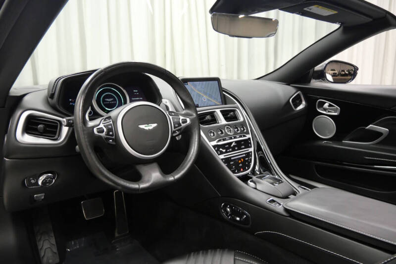 2019 Aston Martin DB11 Volante