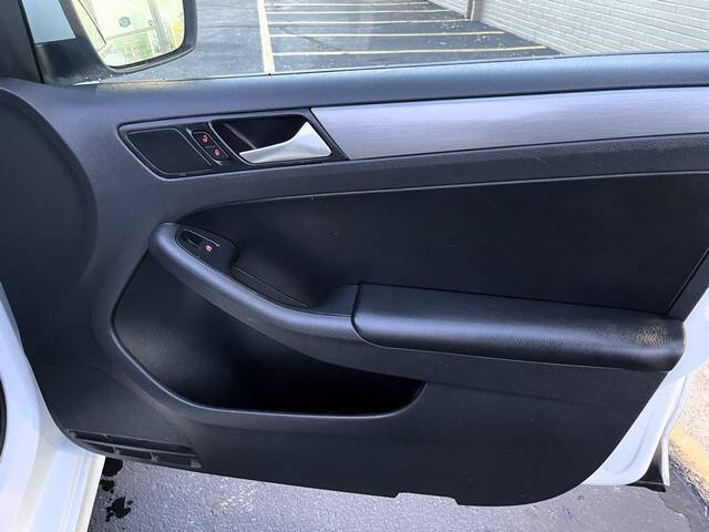 2016 Volkswagen Jetta 1.8T Sport