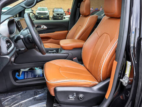 2024 Chrysler Pacifica Pinnacle