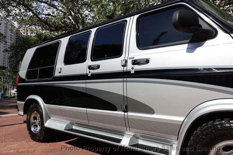 1998 Dodge Ram Van 1500