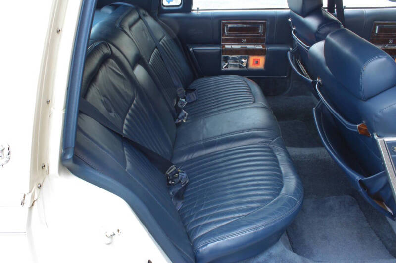 1990 Cadillac Brougham