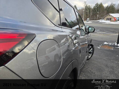 2021 Nissan Rogue SV