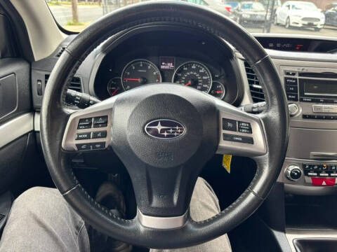2013 Subaru Outback 2.5i Premium