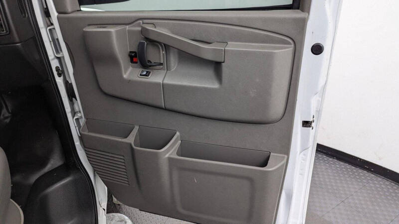 2020 Chevrolet Express 2500