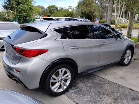 2018 Infiniti QX30