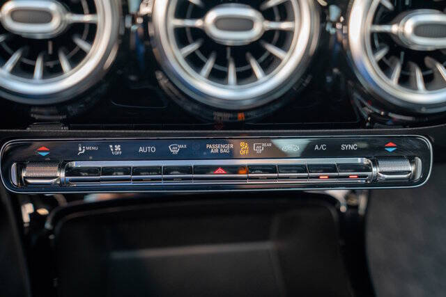 2020 Mercedes-Benz CLA 22