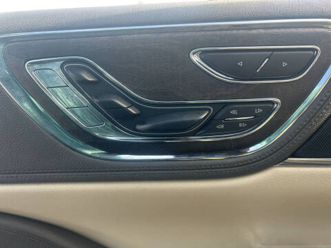 2017 Lincoln Continental Reserve