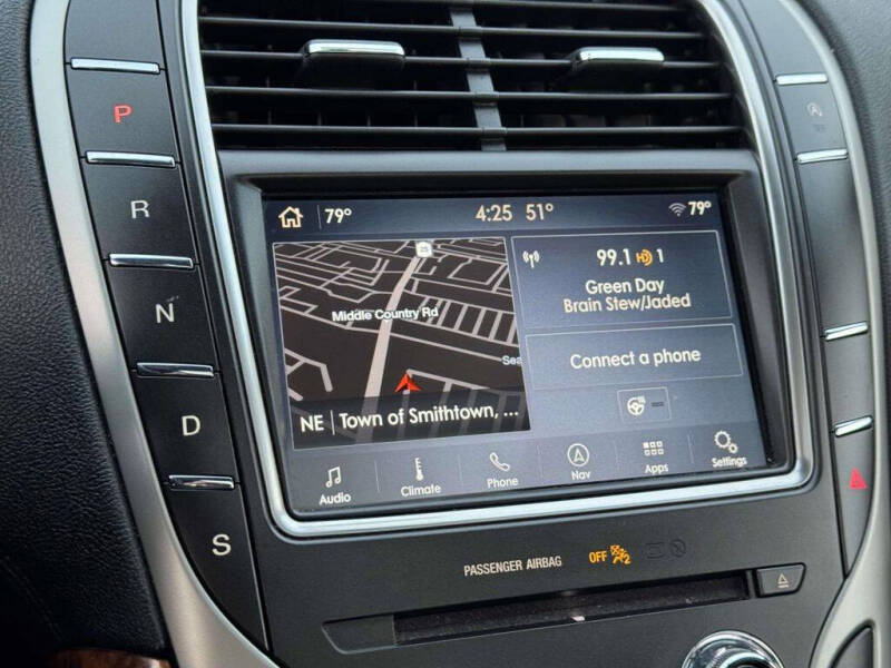 2020 Lincoln Nautilus Reserve