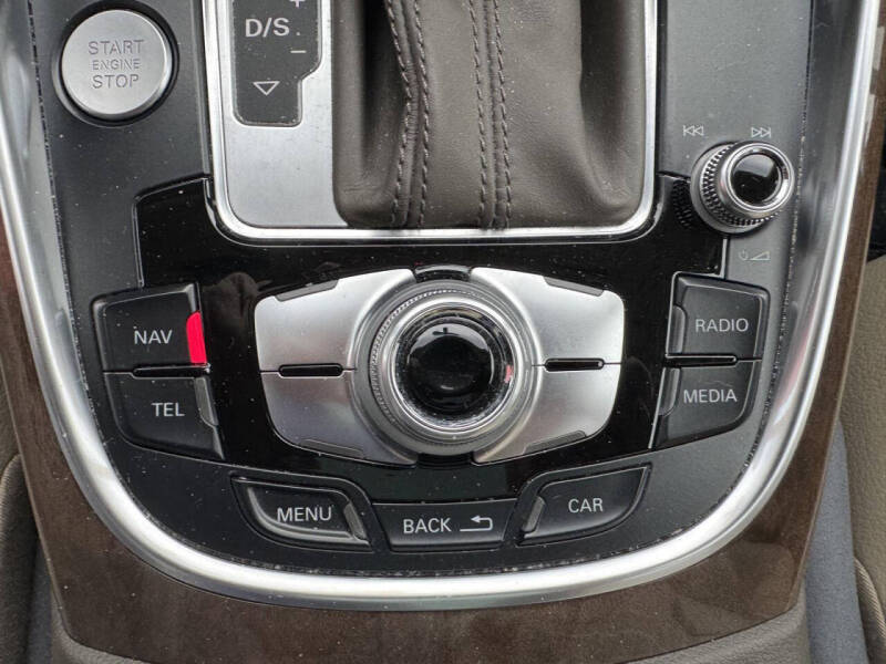 2016 Audi Q5 2.0T quattro Premium Plus