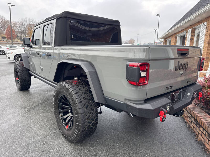 2021 Jeep Gladiator Willys