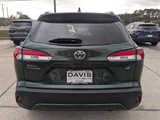2024 Toyota Corolla Cross LE