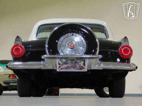 1956 Ford Thunderbird