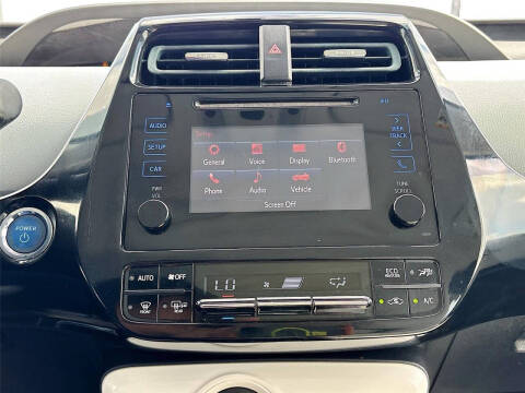 2016 Toyota Prius Two