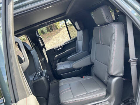 2025 Chevrolet Tahoe RST