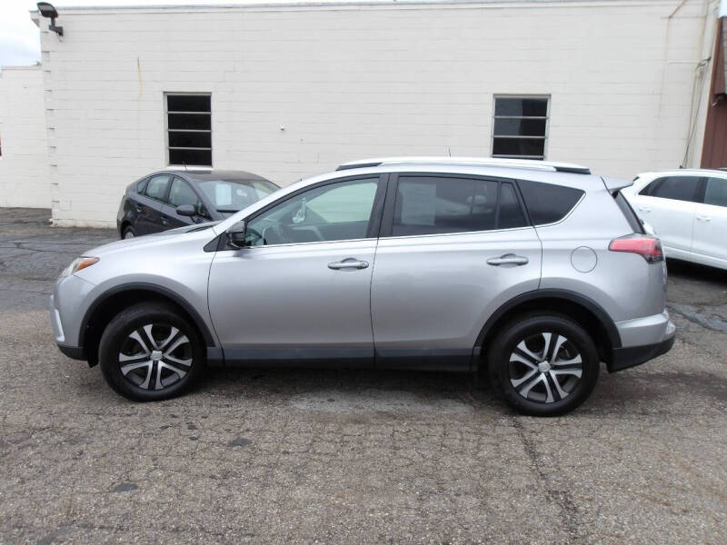 2016 Toyota RAV4 LE