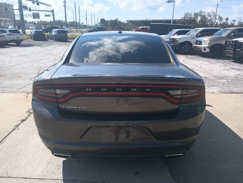 2020 Dodge Charger SXT
