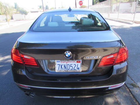 2015 BMW 5 Series 528i