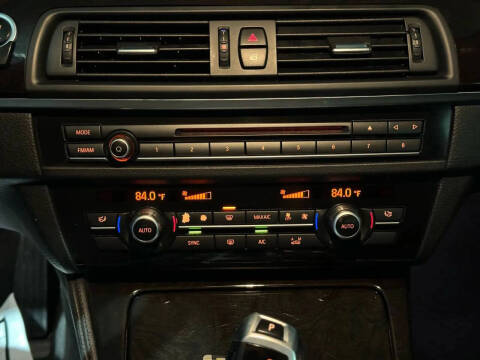 2015 BMW 5 Series 528i