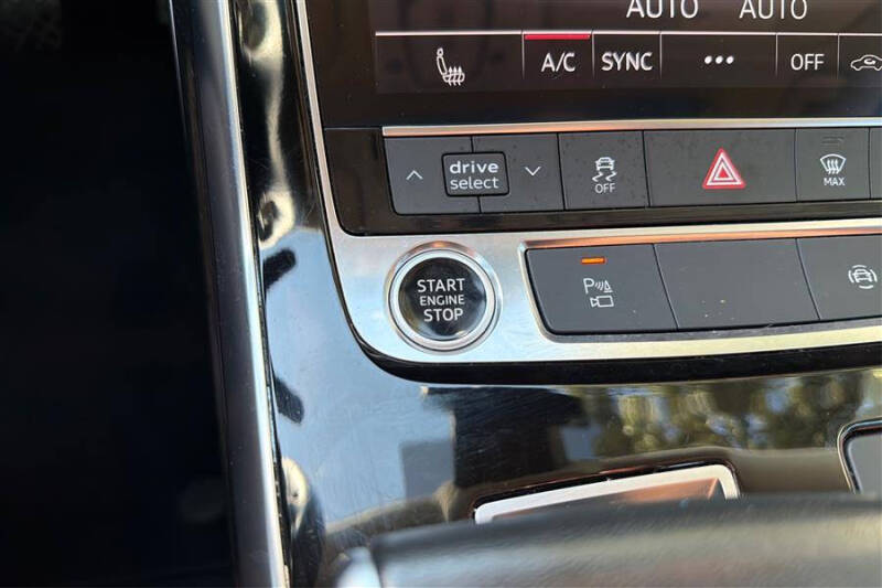 2024 Audi Q7 quattro Premium Plus 45 TFSI