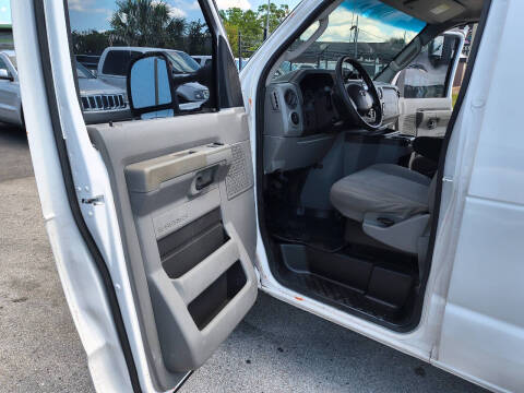 2011 Ford E-Series E-250