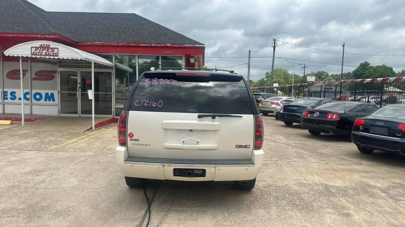 2011 GMC Yukon Denali