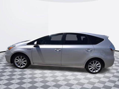 2013 Toyota Prius v Five