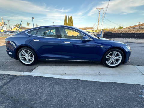 2015 Tesla Model S 85