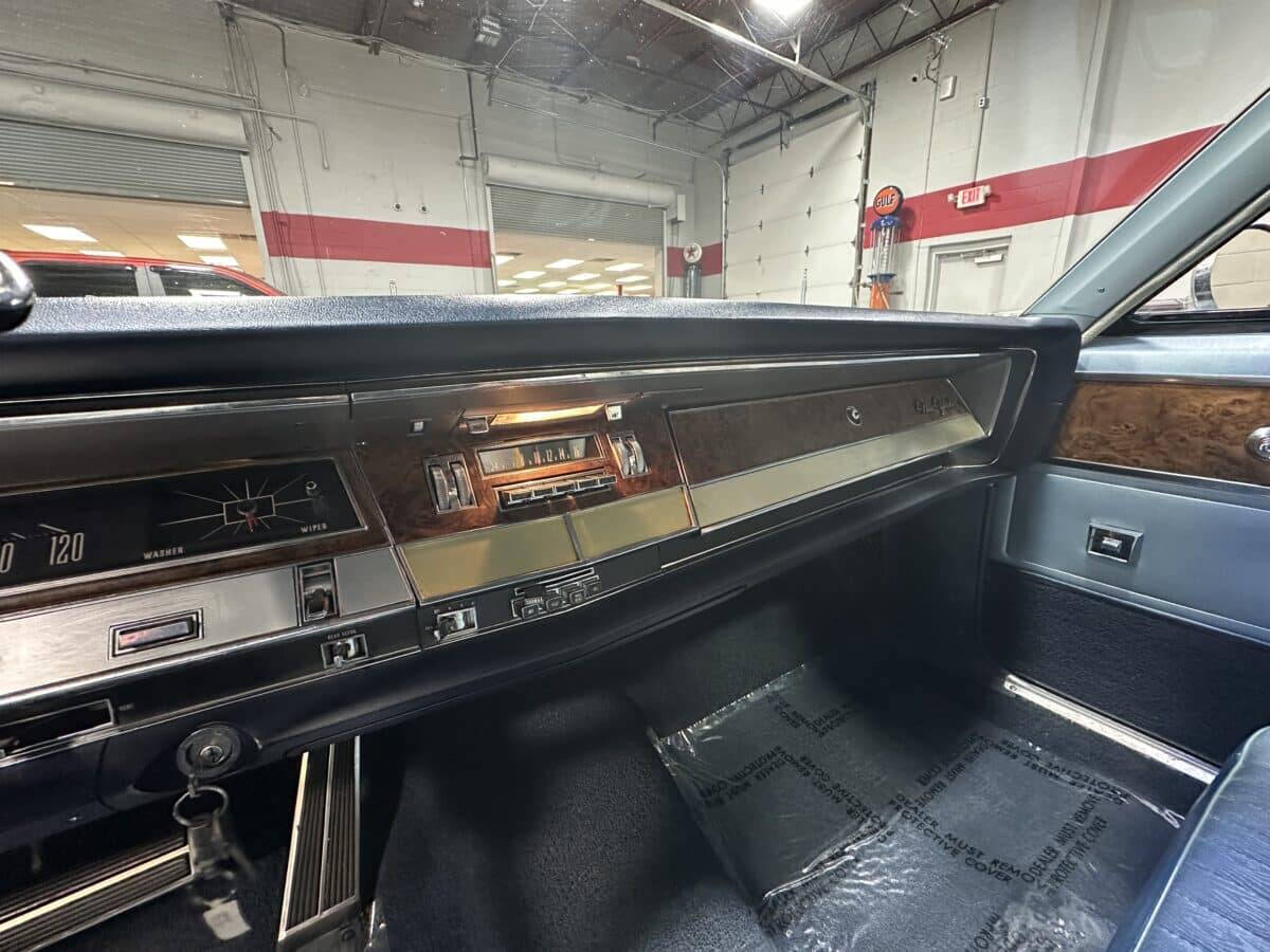 1967 Chrysler New Yorker 15