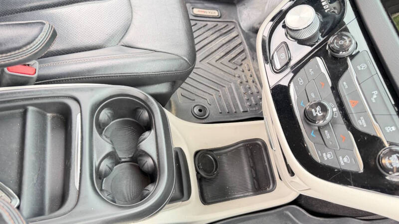 2019 Chrysler Pacifica Touring L