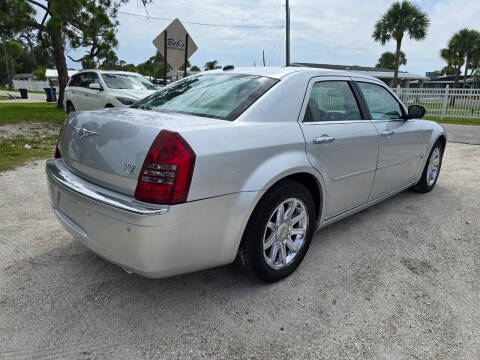 2005 Chrysler 300 C