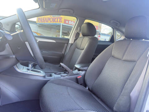 2013 Nissan Sentra SR