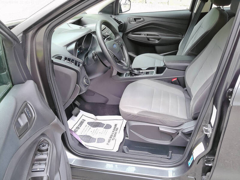 2017 Ford Escape S