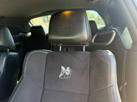 2017 Dodge Challenger 392 HEMI Scat Pack Shaker