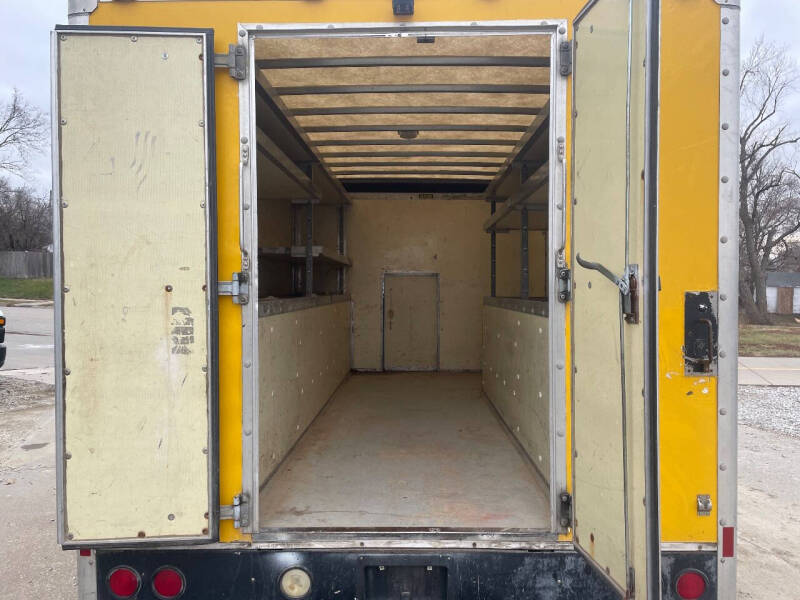 2001 Ford E-Series E-450 SD