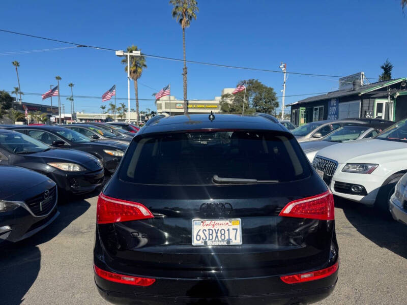 2011 Audi Q5 2.0T quattro Premium Plus