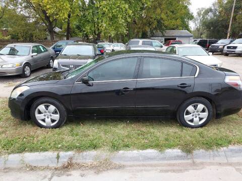 2008 Nissan Altima for sale at D & D Auto Sales in Topeka KS