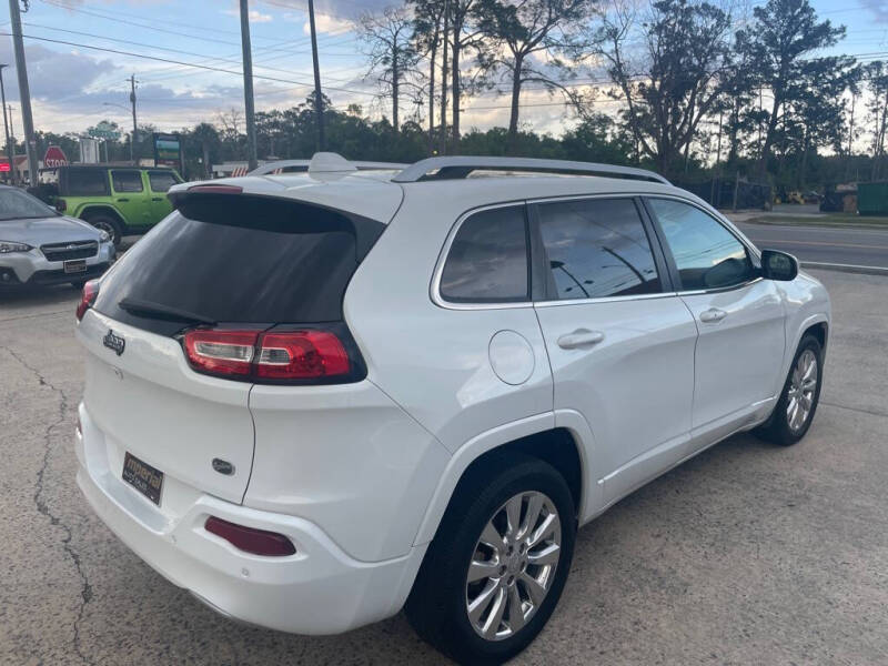 2017 Jeep Cherokee Overland
