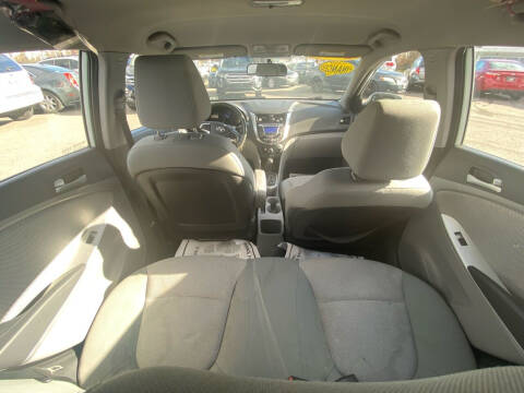 2012 Hyundai Accent GS