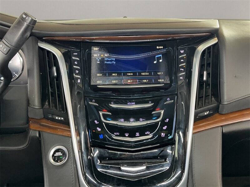 2020 Cadillac Escalade Luxury