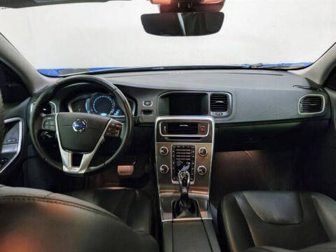 2016 Volvo S60 T5 Drive-E Premier