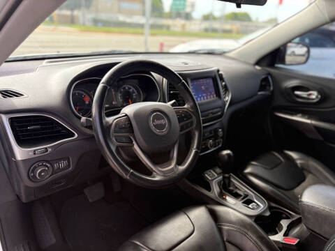 2019 Jeep Cherokee Latitude Plus