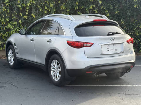2013 Infiniti FX37